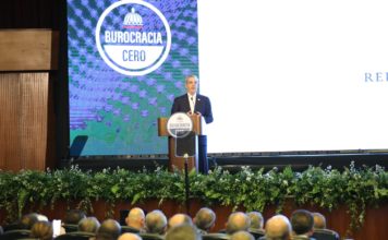 Presidente Abinader lanza programa Burocracia Cero para agilizar trámites en el Estado