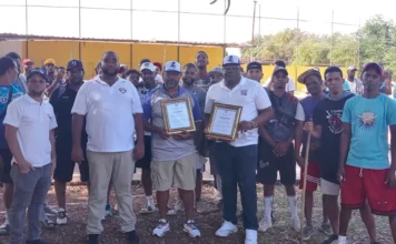 LIDOVI reconoce a ex-peloteros