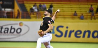 Águilas blanquean a las Estrellas y empatan en primer lugar