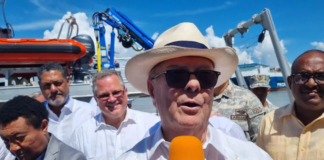 «Esos son vientos que no tumban plátanos», responde Hipólito a Guido