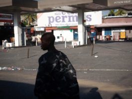 Estados Unidos evalúa opciones para ayudar a Haití a resolver su crisis