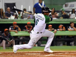 Las Estrellas doblegan a los Toros y empatan en el cuarto