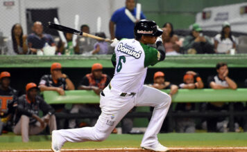 Las Estrellas doblegan a los Toros y empatan en el cuarto