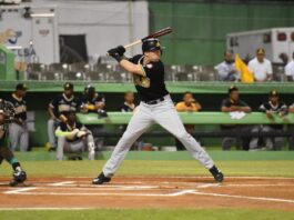 Águilas ganan sexto corrido y empatan en primer lugar