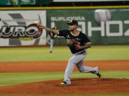 Martínez lanza primores en victoria de las Águilas sobre los Toros