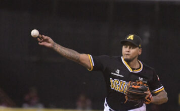 Águilas pintan de blanco a los Gigantes en el Valle de la Muerte