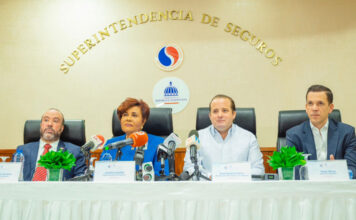 Gobierno anuncia ayuda de hasta RD 100,000 pesos a propietarios de vehículos afectados por inundaciones