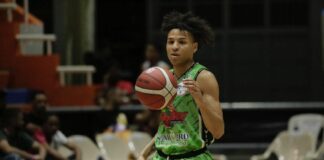 Laguneros y Huracanes ganan en el basket superior de San Cristóbal