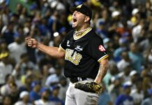Águilas derrotan al Licey y quedan solas en primer lugar