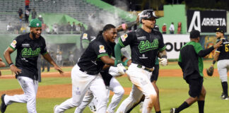 Estrellas derrotan a las Águilas y logran su pase al Round Robin