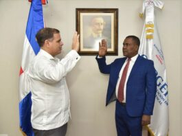 Ministro de Hacienda posiciona a Carlos Antonio Castro como director del CAPGEFI