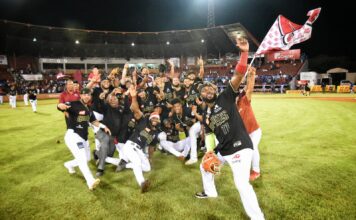 Gigantes clasifican al Round Robin al disponer del Licey