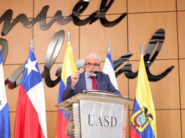 Comisionado Vila desnuda a la Policía