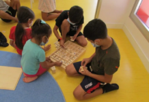 La pobreza alcanza al 33 % de los niños en España y les acota su futuro