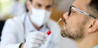 Positividad diaria de COVID-19 pasó de 12.91% a 22.92 % en una semana