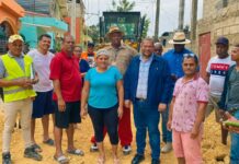 Alcalde Carlos Guzmán velará para que trabajos de acondicionamiento de calles lleguen a todo SDN