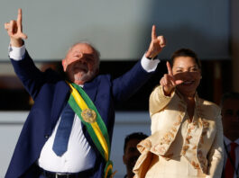 Presidente Lula pone freno al acceso a armas, a privatizaciones y protección de Amazonía