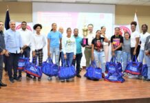 Premian jugadoras más destacadas en torneo nacional basket femenino de FEDOCLUBES
