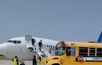 RD recibe primer grupo de dominicanos repatriados por EE. UU. este año