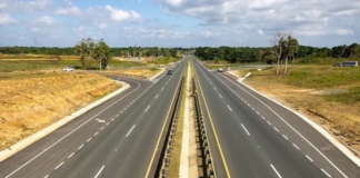 Denuncian coronel quiere apoderarse de terrenos y cerrar acceso a circunvalación