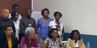 ADESA le recuerda al Gobierno que no es «mediador», sino responsable de la salud de la ciudadanía