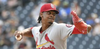 Alex Reyes firma con los Dodgers