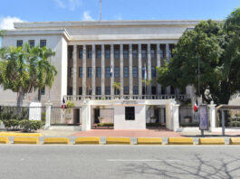 Varios estudiantes intoxicados en liceo de Génimo por fumigación en finca