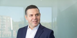 Ramón Tallaj Jr lidera sondeos para candidato a diputado en ultramar de la FP