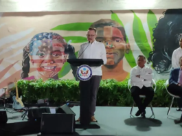 Encargado de embajada de EEUU pide a RD hacer más contra corruptos