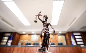 SCJ fija criterio sobre desvinculación de funcionarios de carrera