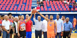 Ministro Joel Santos apoya disciplinas deportivas en Ensanche La Fe