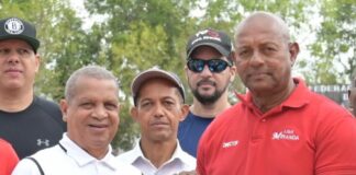 Liga Miranda reconoce a Leo Corporán