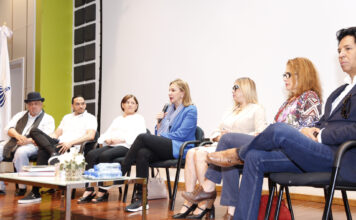 Diálogos Culturales se celebra en Baní con la participación entusiasta de representantes del sector