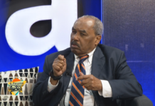 Carlos Nina Gómez: “Las redes sociales son el refugio de los idiotas y de los perversos”