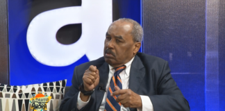 Carlos Nina Gómez: “Las redes sociales son el refugio de los idiotas y de los perversos”