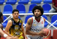 Sharks y Correcaminos triunfan en el basket de Puerto Plata