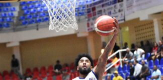 Correcaminos y Eduardos ganan en el basket de Puerto Plata