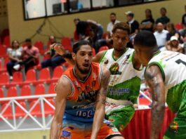 Mellizos derrotan a Cotorras en TBS de Puerto Plata