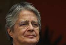 Presidente de Ecuador hospitalizado por una infección en las vías urinarias