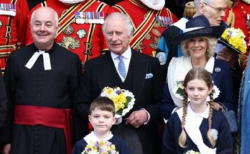 Carlos III apoya investigación sobre vínculos entre monarquía y esclavitud