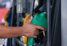Después de 60 semanas, el Gobierno baja las gasolinas