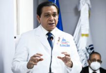 Ministro de salud sugiere usar mascarilla por polvo de Sahara