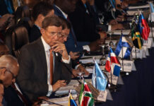 Canciller Roberto Álvarez llama a la Asociación de Estados del Caribe a declarar el afloramiento del sargazo como una emergencia regional