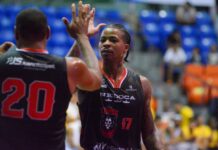 Leones apabullan a los Metros