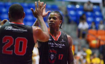 Leones apabullan a los Metros