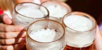 Autoridades de salud recomiendan evitar tomar cerveza ante ola de calor