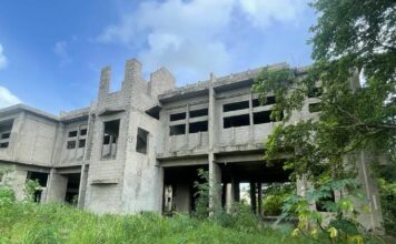 Migración interviene edificio en construcción en Santiago
