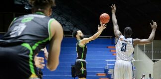 Soles vienen de atrás y vencen a los Titanes