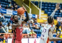 Indios remontan y disponen de los Reales