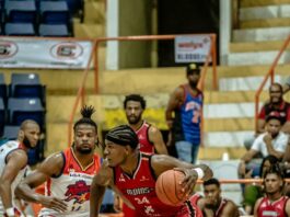 Ferreiras lidera victoria de los Indios sobre los Reales